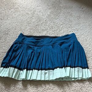 Lululemon Athletica Pleated Mini Skirt